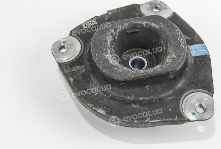 Renault / Nissan 543200919R