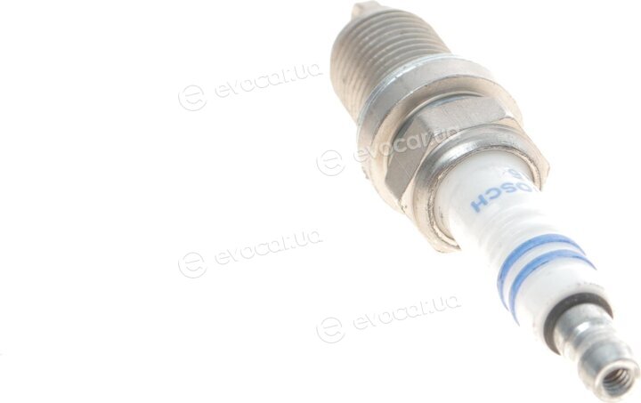 Bosch 0 242 235 912