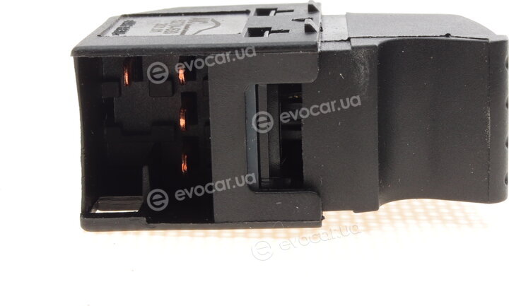 AIC 52784