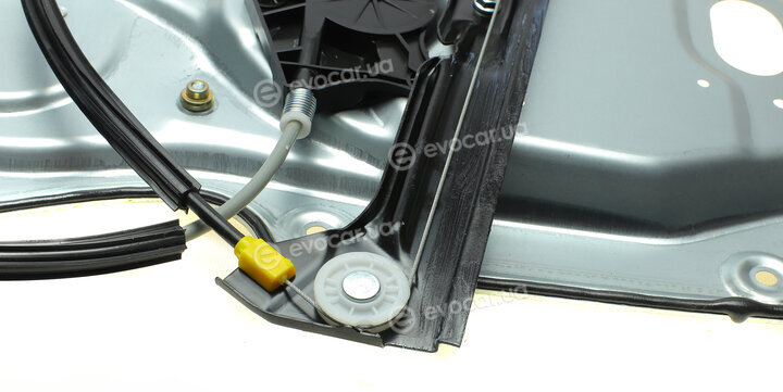 AIC 52635