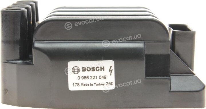 Bosch 0 986 221 049