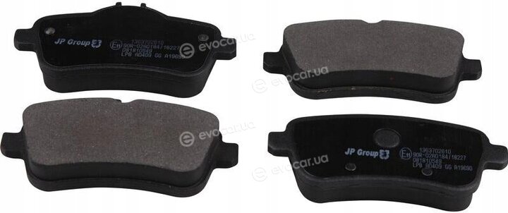 Mercedes-Benz A0074208220