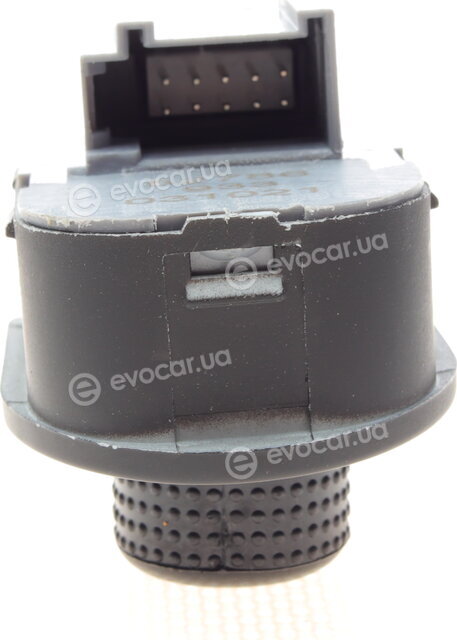 AIC 52786