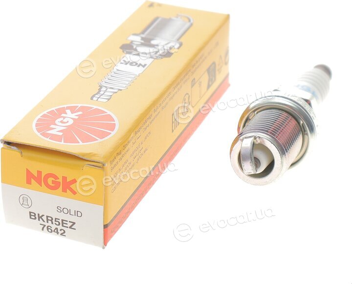 NGK / NTK BKR5EZ
