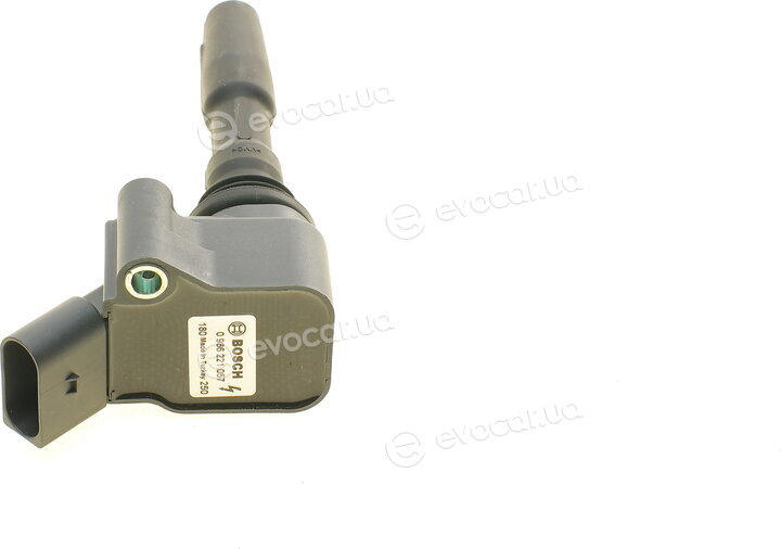 Bosch 0 986 221 057