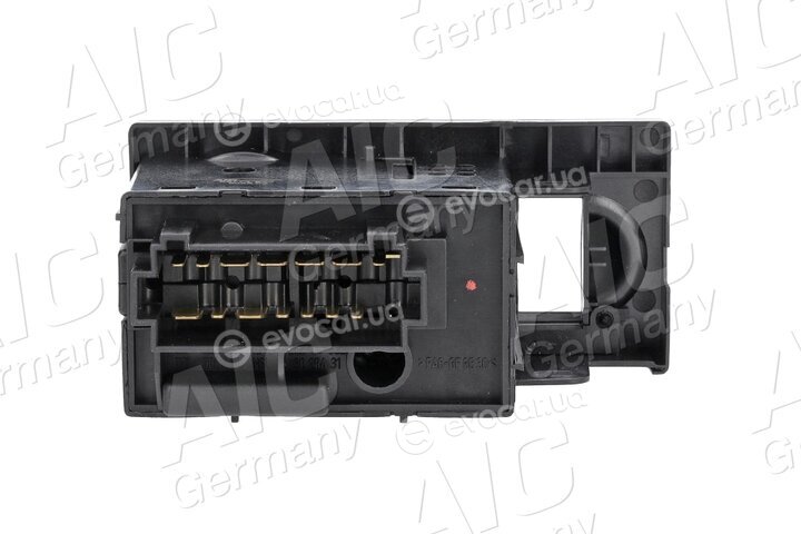 AIC 52774