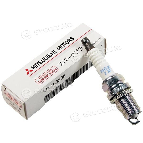 Mitsubishi MN163236