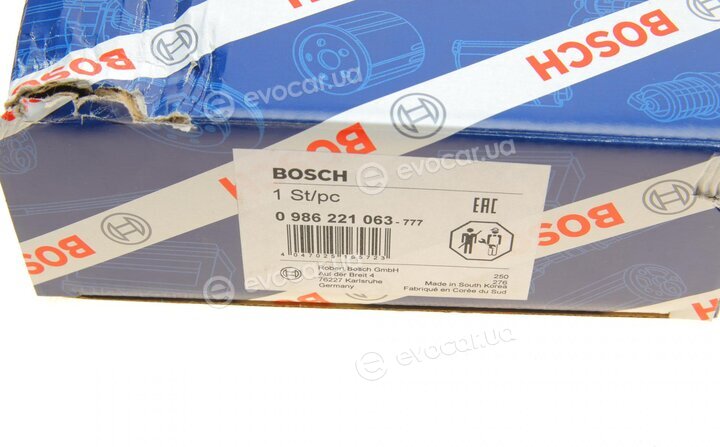 Bosch 0 986 221 063