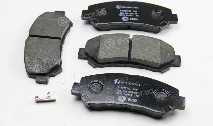 Hella 8DB 355 015-911