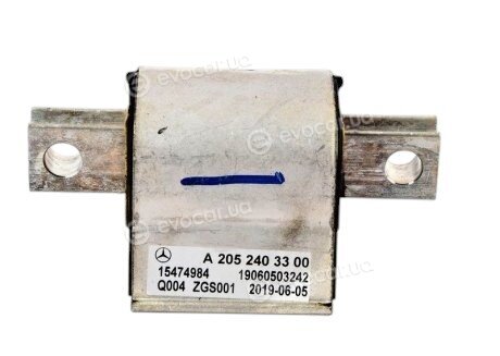 Mercedes-Benz A2052403300