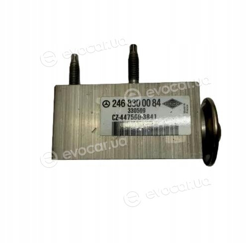 Mercedes-Benz A2468300084