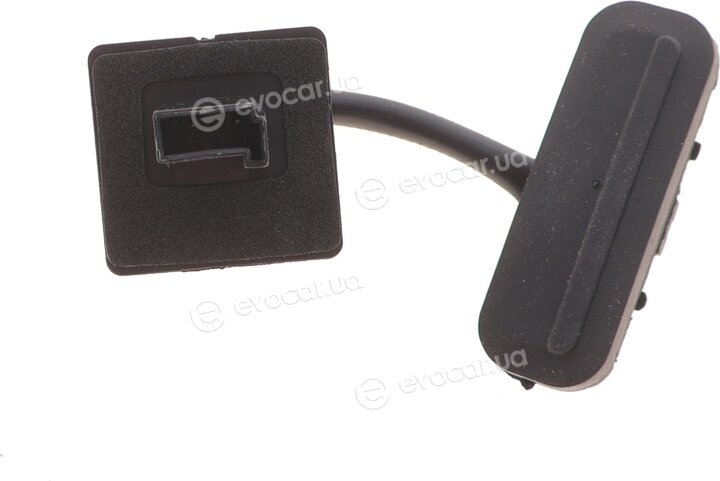 AIC 76153