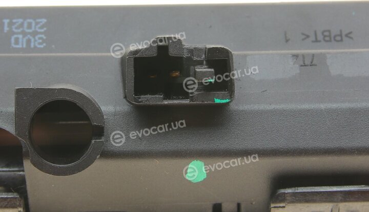 VAG 3V0 827 566
