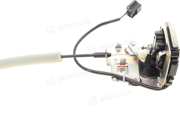 Renault / Nissan 825020011R