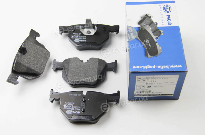 Hella 8DB 355 013-941