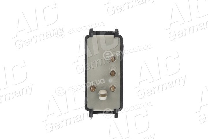 AIC 50952