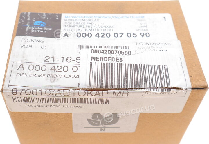 Mercedes-Benz A 000420070590