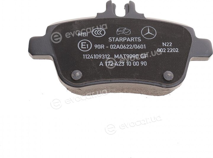 Mercedes-Benz A000420070590