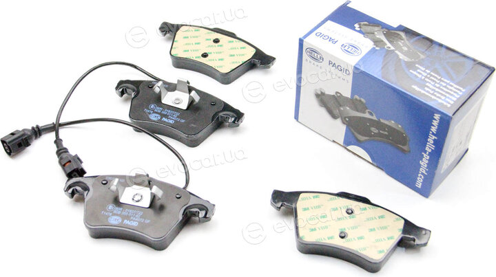 Hella 8DB 355 011-621