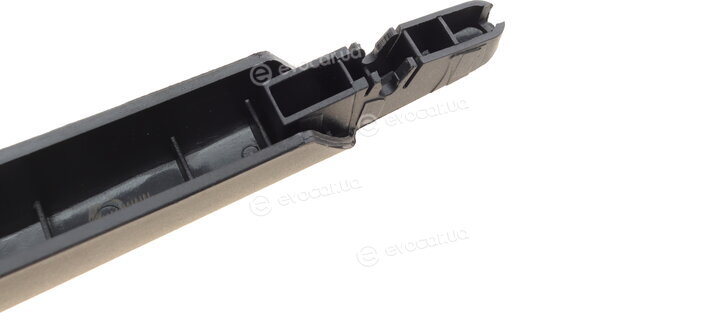 AIC 56826