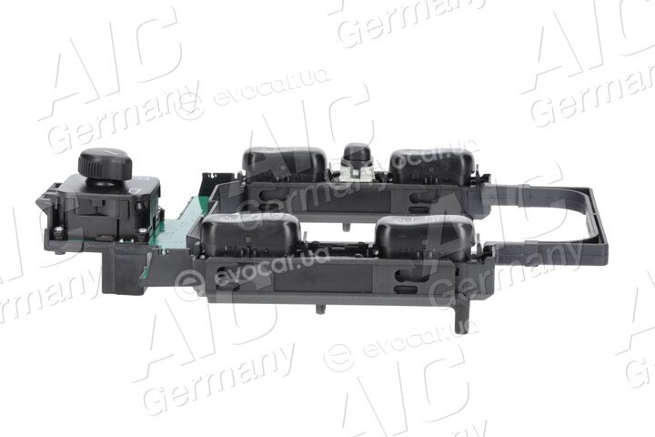 AIC 54100