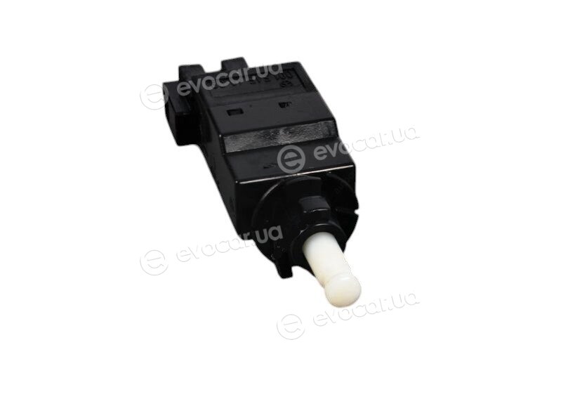 Mercedes-Benz A0015454009
