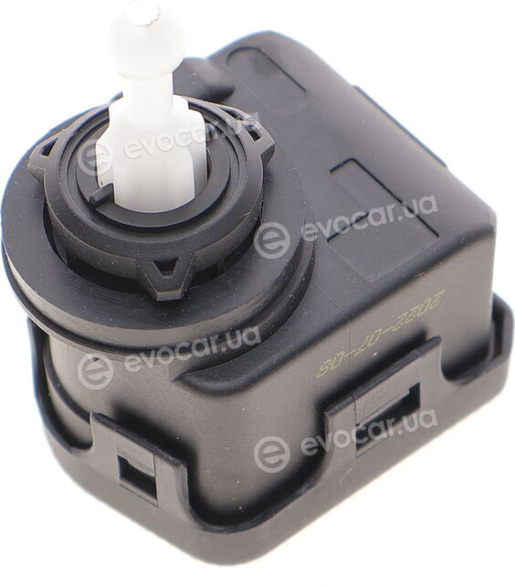 AIC 52928