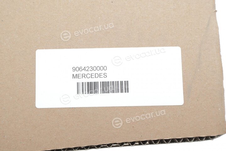 Mercedes-Benz A9064230000