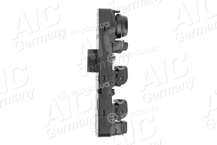 AIC 57895