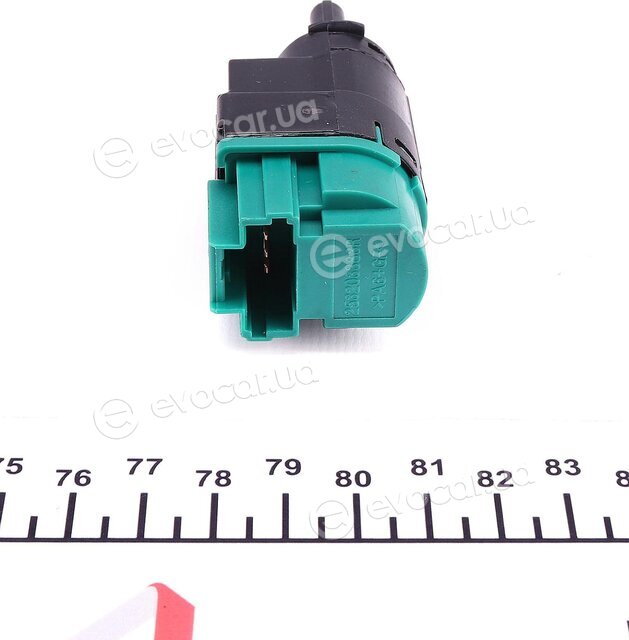 Renault / Nissan 25 32 033 83R