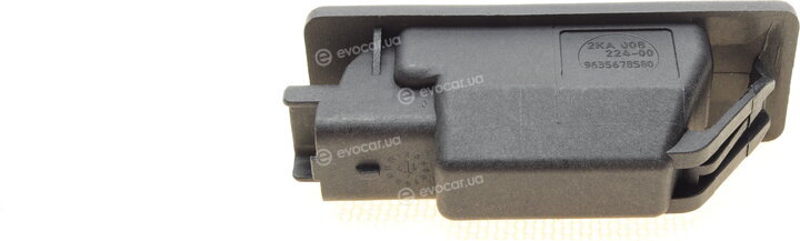 Autotechteile 100 8200