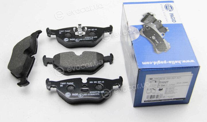 Hella 8DB 355 007-421