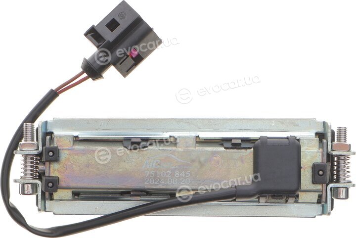 AIC 75102