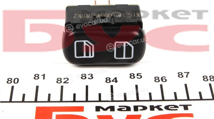 Mercedes-Benz A0055453707