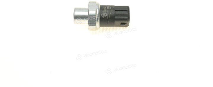 AIC 52653