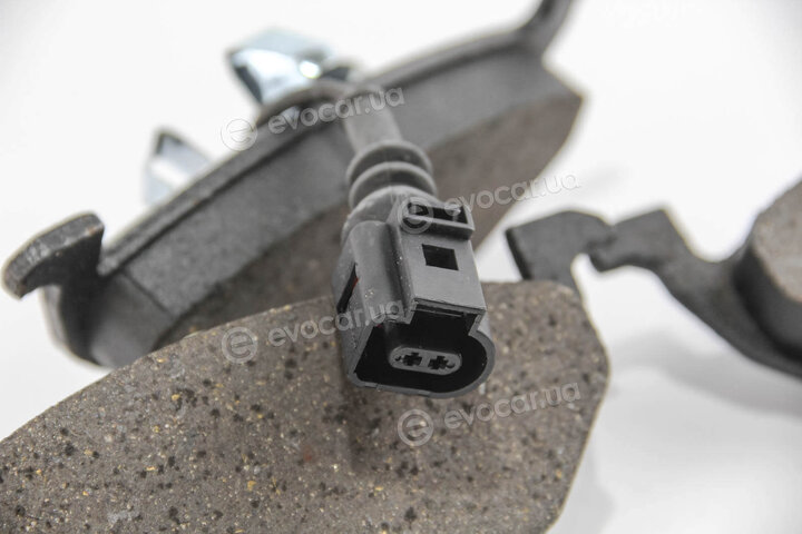 Autotechteile 369 8019