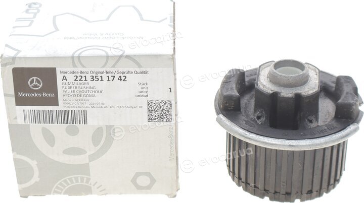 Mercedes-Benz A2213511742