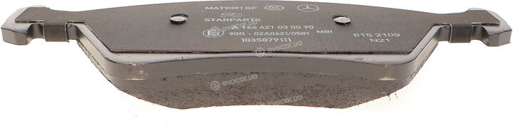 Mercedes-Benz A 000420110590