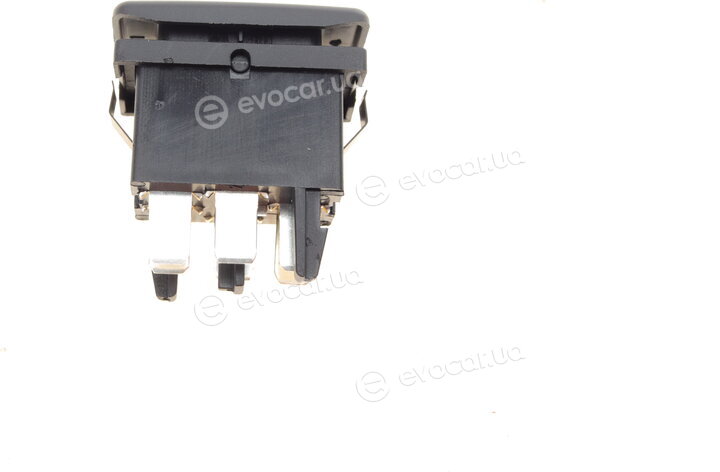 AIC 52782