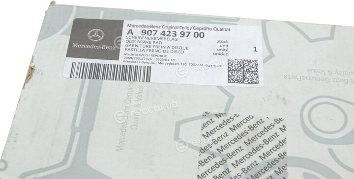 Mercedes-Benz A9074239700