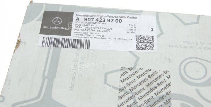 Mercedes-Benz A9074239700