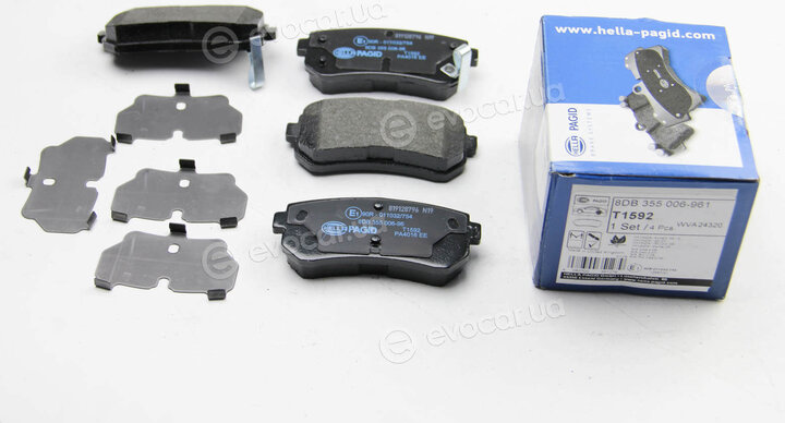 Hella 8DB 355 006-961