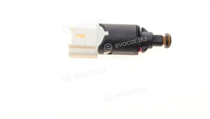 AIC 55882
