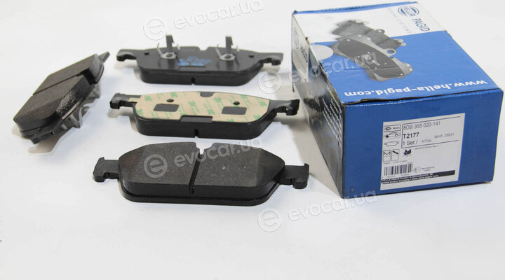 Hella 8DB 355 020-141