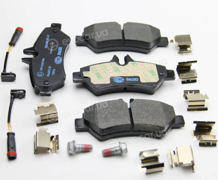 Hella 8DB 355 005-351