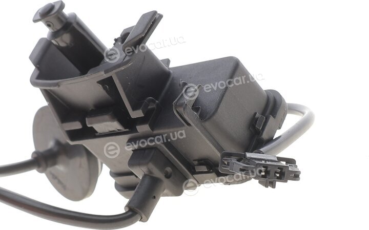 AIC 75972