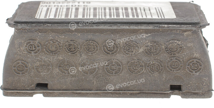 Mercedes-Benz A901 322 21 19