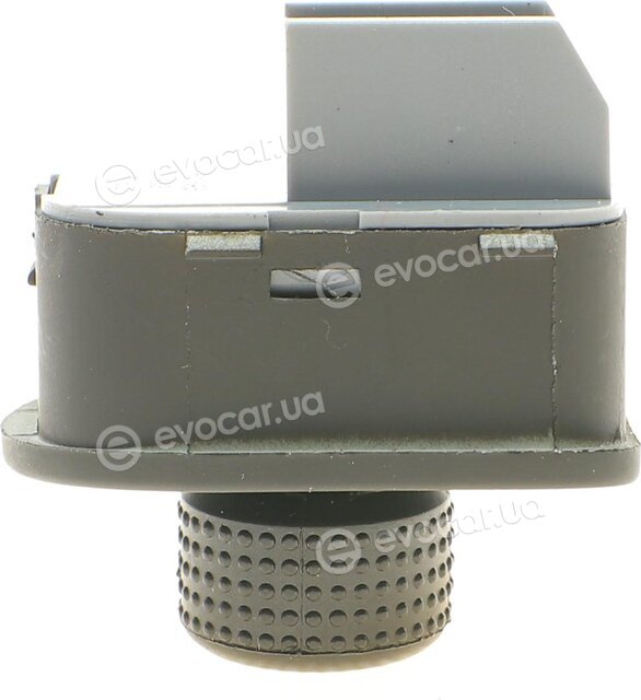 AIC 51898