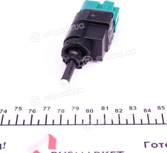 Renault / Nissan 25 32 033 83R