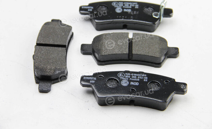 Hella 8DB 355 012-081